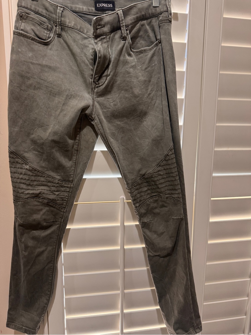 Express Women’s Skinny Moto Jeans in Olive